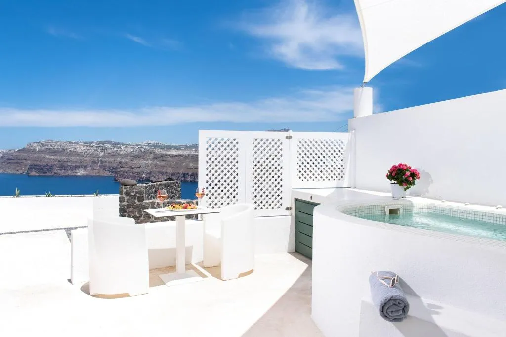 Terrace, Avant Garde Suites, Santorini