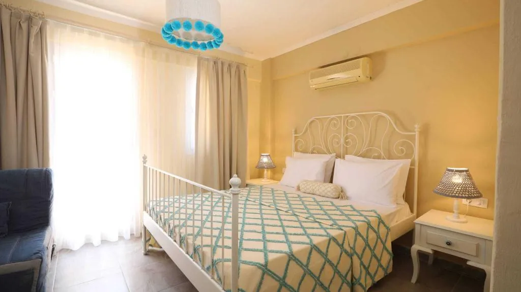 Room THREE BEDS Room, Bambu Alaçatı Hotel, Izmir