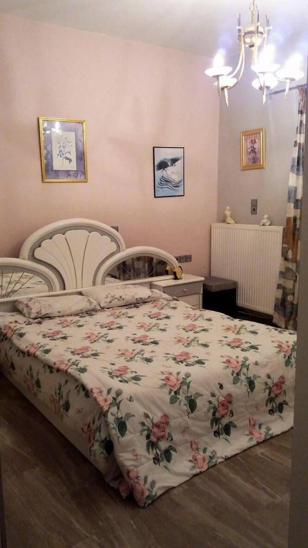 Room, Windy Place, Crete