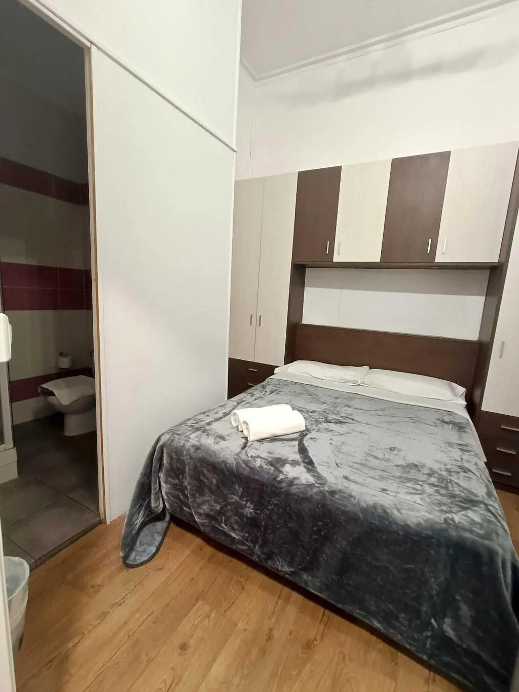 Room, Break BCN - Hostal & Coffeebar, Barcelona