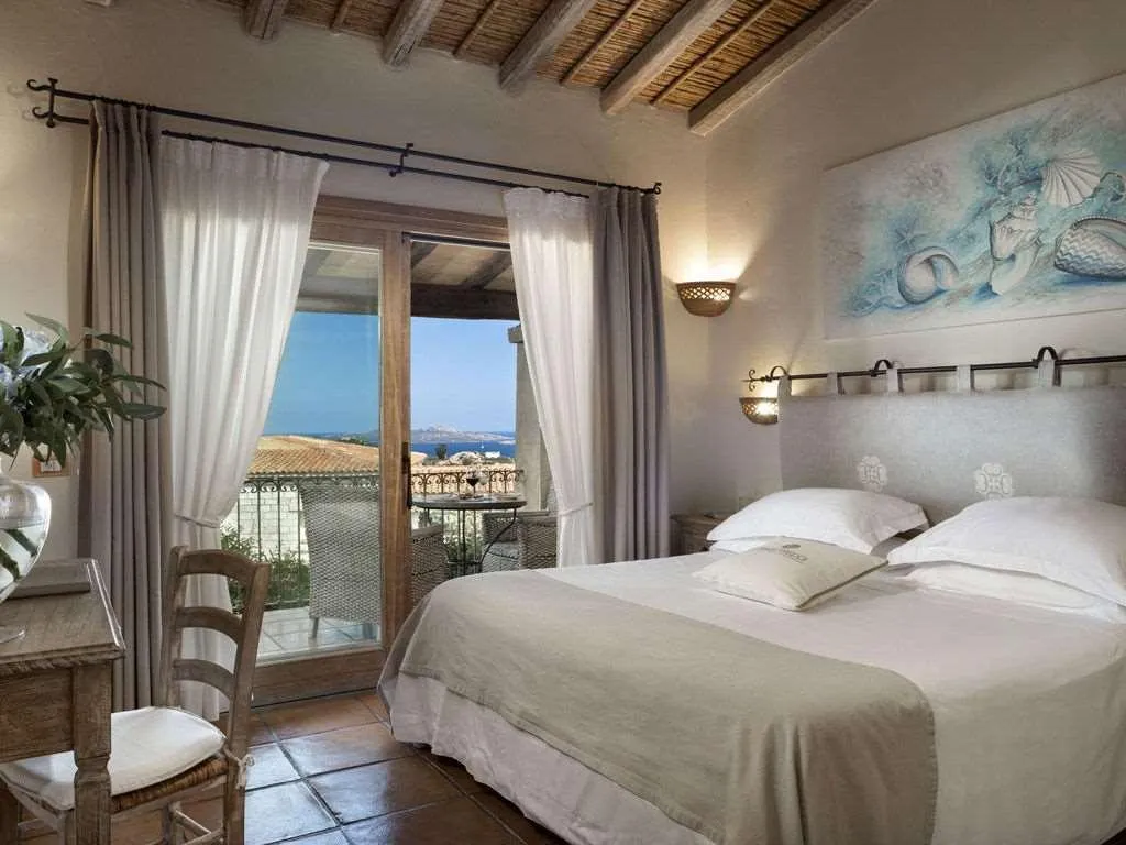 Room, Hotel Li Finistreddi, Olbia