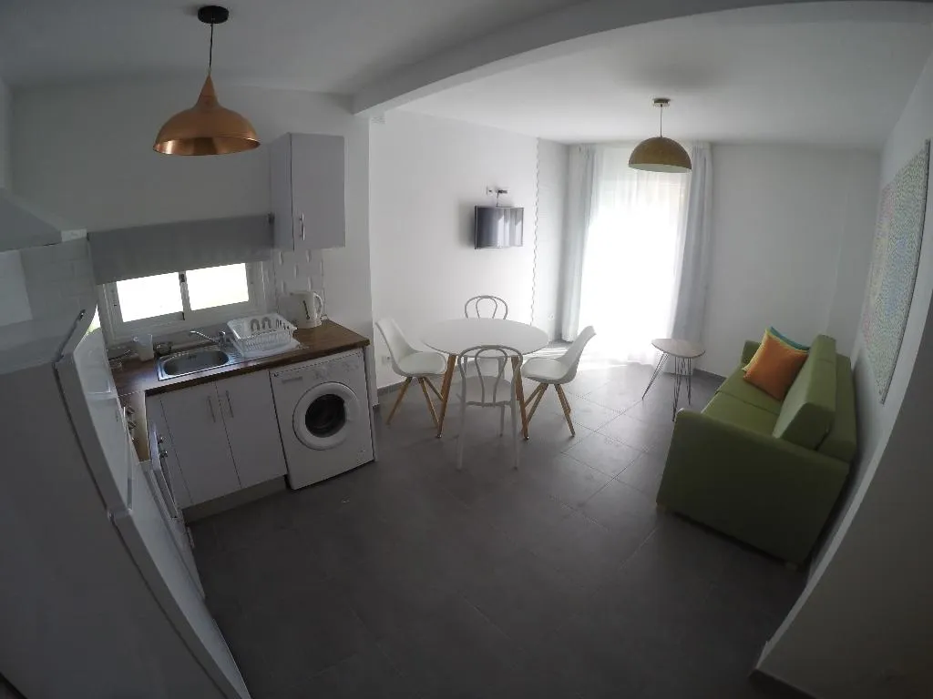 APARTMENT WITH TERRACE Room, The Blue Corner, Tenerife