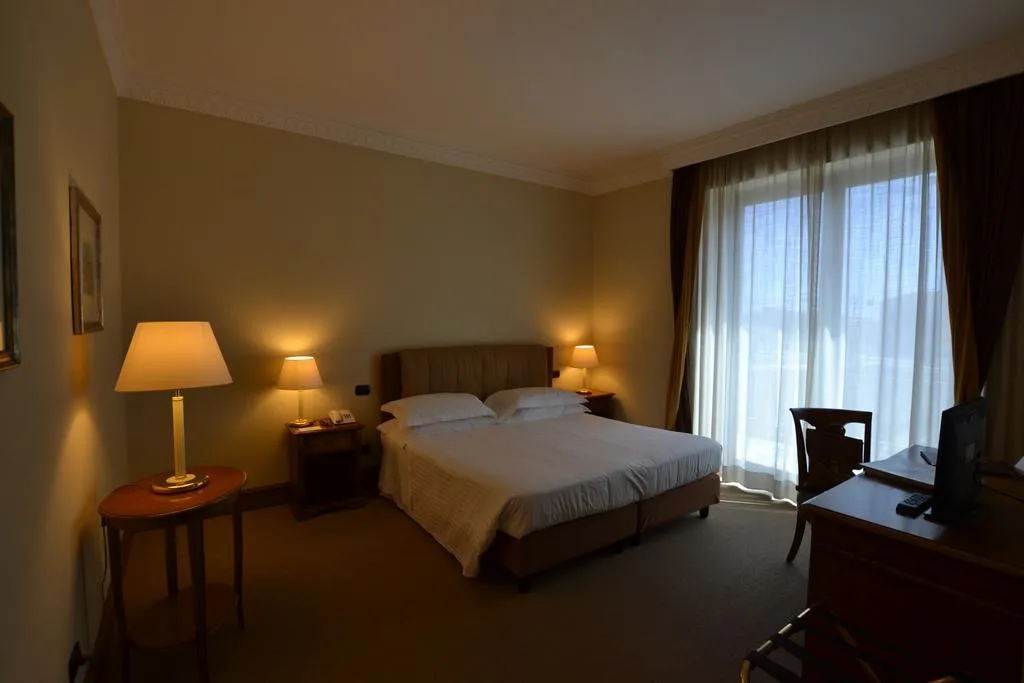 Room, Katane Palace Hotel, Catania