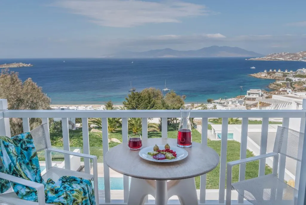 Double or Twin PREMIUM SEA VIEW Room, Myconian Korali Relais & Chateaux, Mykonos