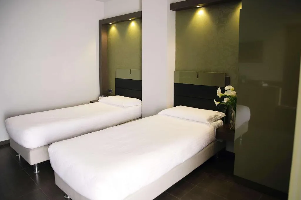 Room, Palace Hotel, Naples