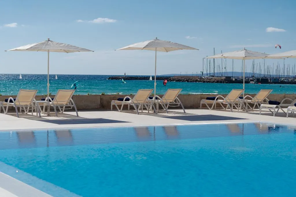 Pool, THB El Cid, Majorca