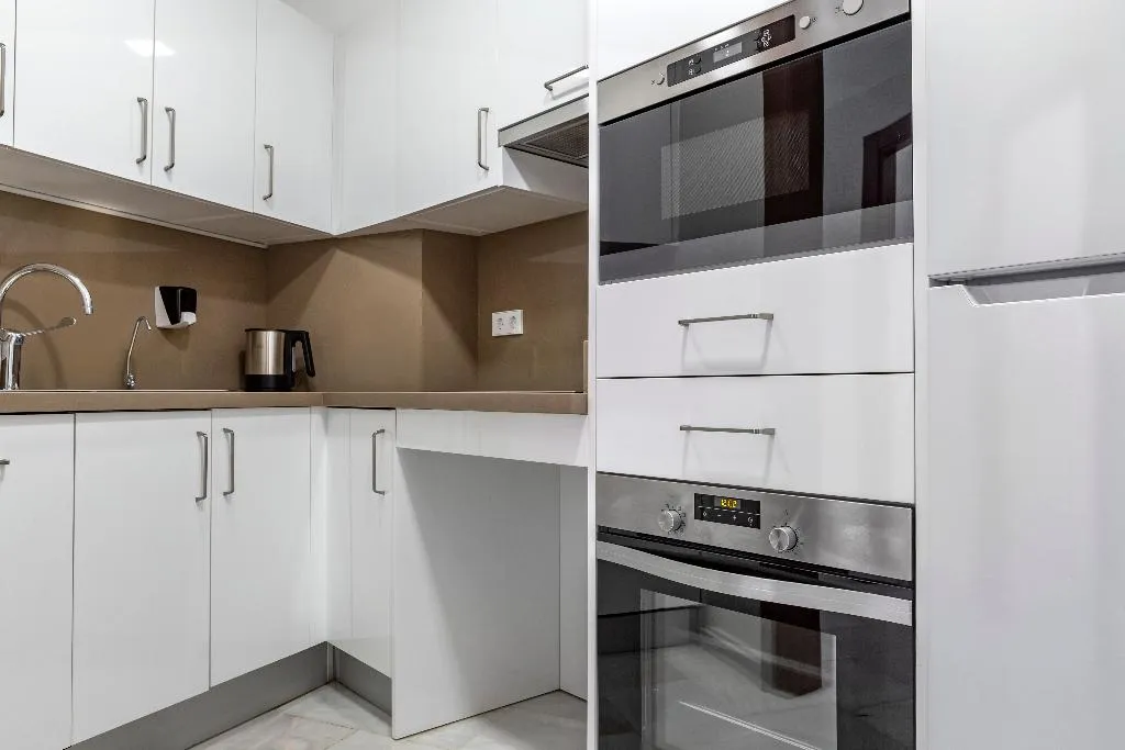 APARTMENT CAPACITY 6 TWO BEDROOMS Room, Sahara Sunset, Costa Del Sol