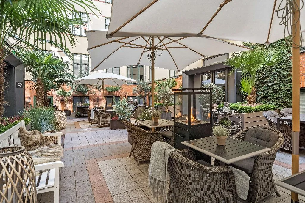 Terrace, Best Western Plus Hotel Hebron, Copenhagen