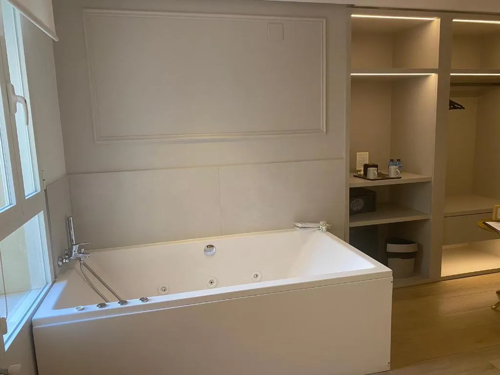 Double or Twin DELUXE Room, YOU & CO. J. Botánico Boutique, Valencia