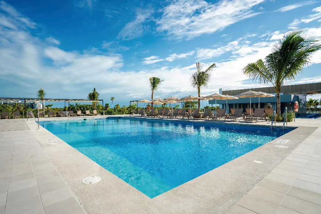 Pool, Riu Latino - Adults Only - All Inclusive, Cancun Area