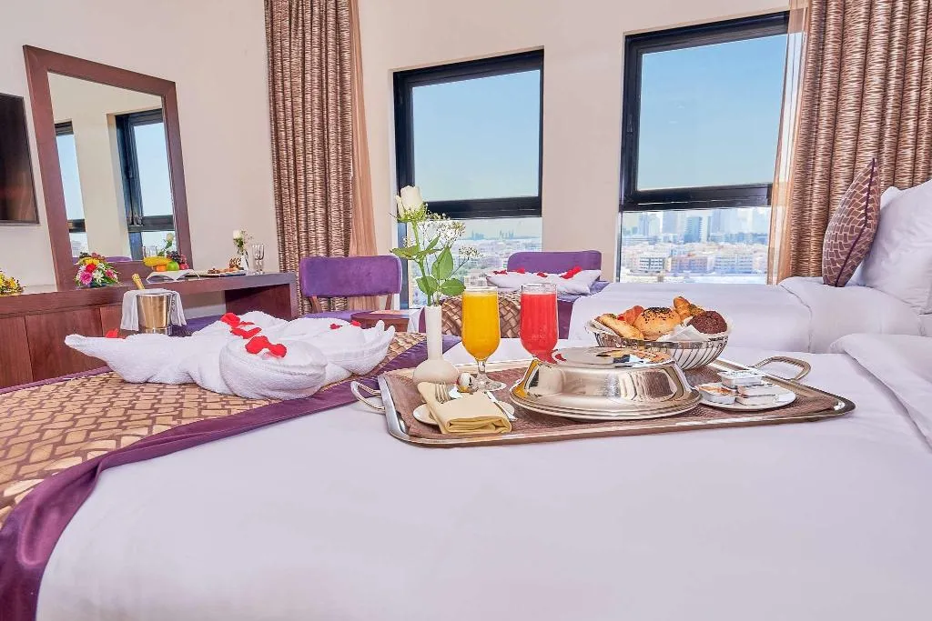 Room, Carlton Dubai Creek Hotel, Dubai