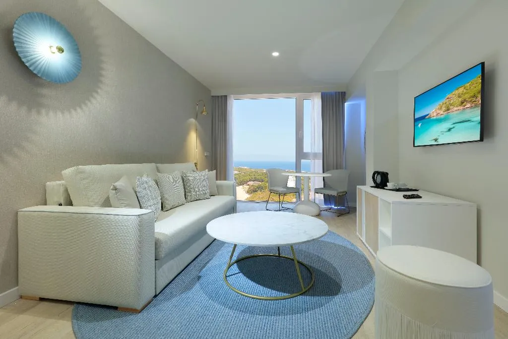 SUITE SEA VIEW Room, Palladium Hotel Menorca, Menorca