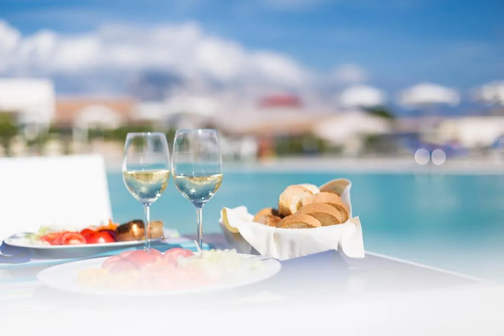 Bar, Grande Baia Resort & Spa, Olbia