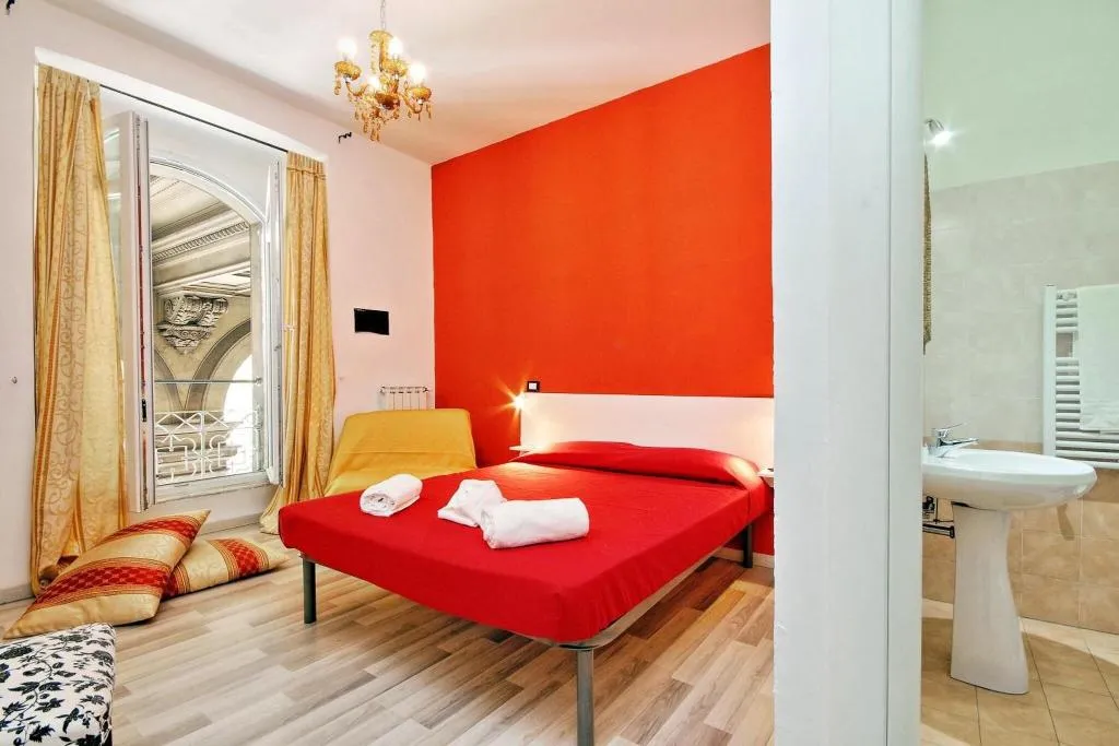 Room, Lucky Holiday Rooms, Naples