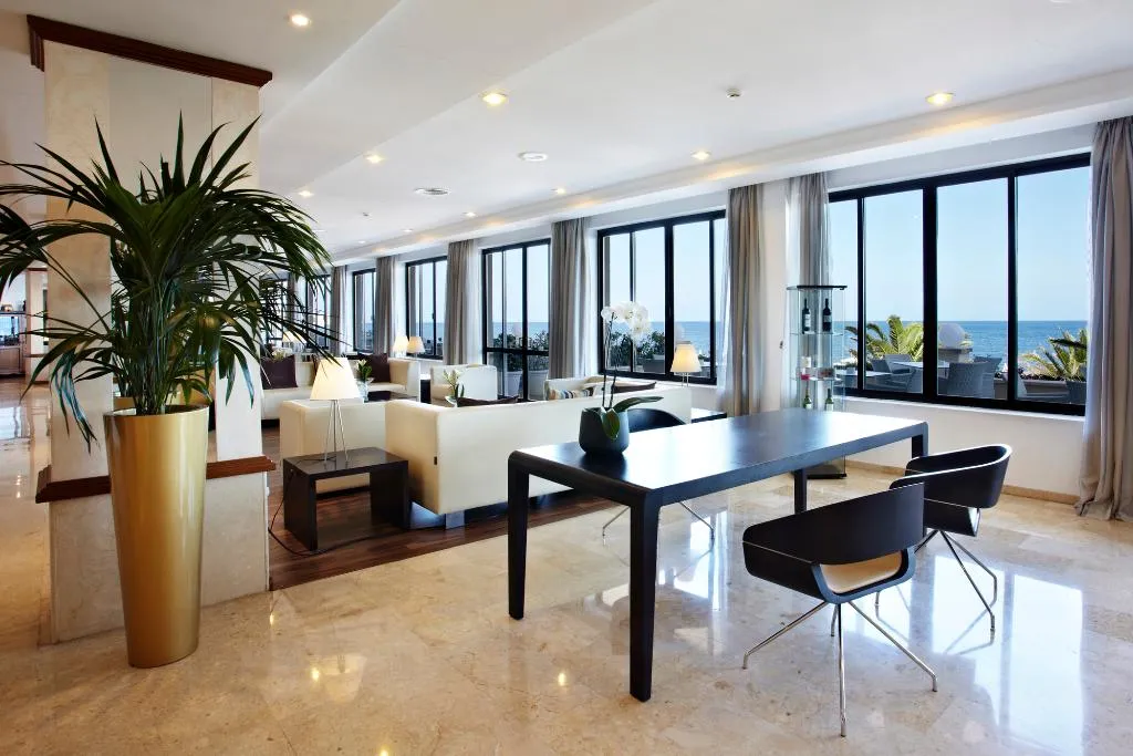 Lobby, Grupotel Aguait Resort and Spa. Adults Only, Majorca