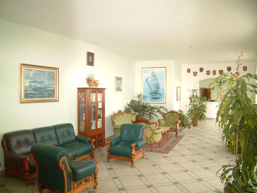 Lobby, La Ginestra, Naples