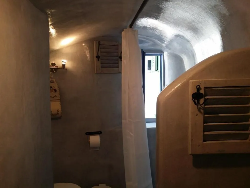 Room, Emmantina Houses, Santorini