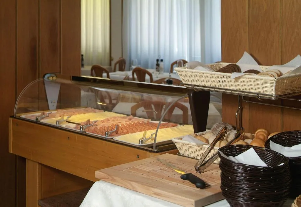 Restaurant, Gardesana, Milan
