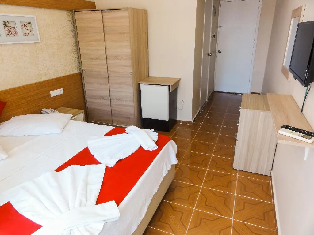 DOUBLE STANDARD Room, Altinersan Otel, Bodrum