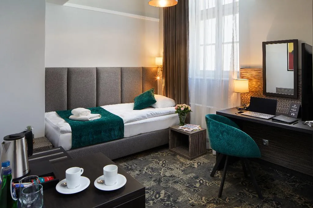 SINGLE STANDARD Room, Hotel Estera, Krakow