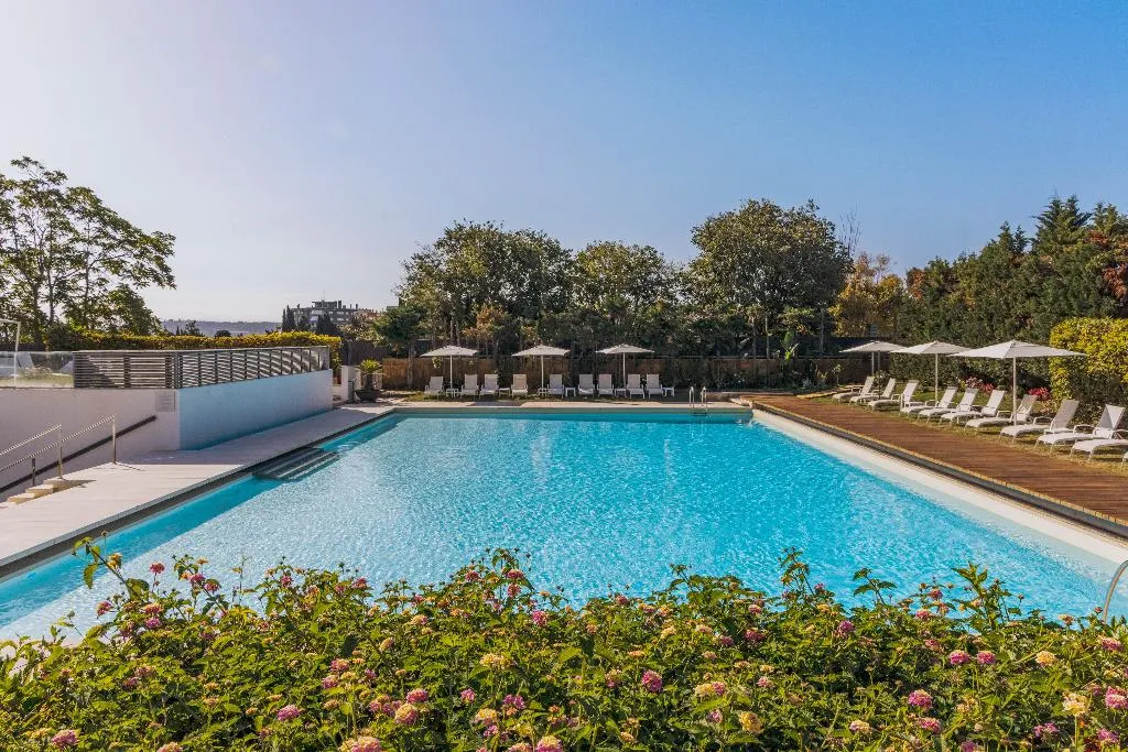Pool, Torre Melina Gran Melia, Barcelona