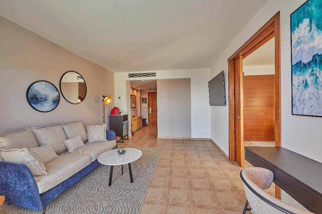 SUITE WITH PRIVATE POOL Room, Secrets Lanzarote Resort & Spa (Adults Only), Lanzarote
