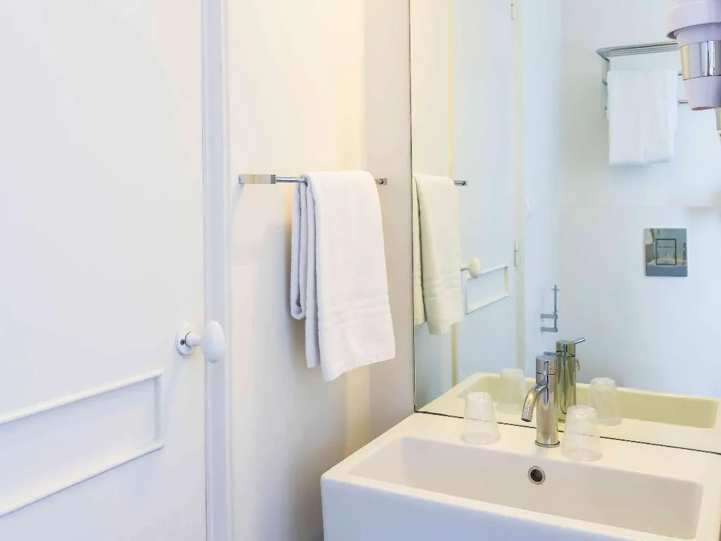 DOUBLE WITH DOUBLE BED Room, Ibis Styles Lisboa Centro Liberdade NE, Lisbon