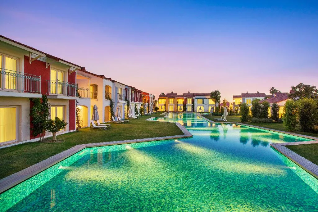 VILLA CAPACITY 2 Room, IC Santai Family Resort, Antalya