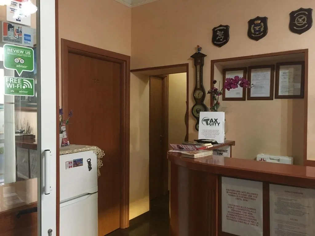 Lobby, Lam Guest House, Naples