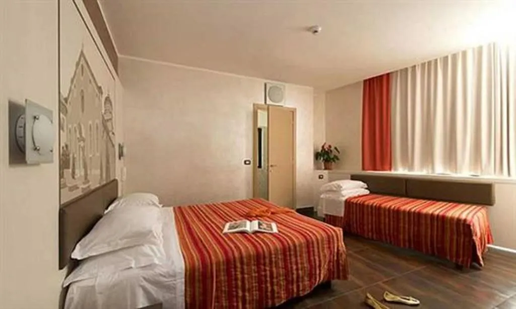 Room, Hotel Milano Navigli, Milan