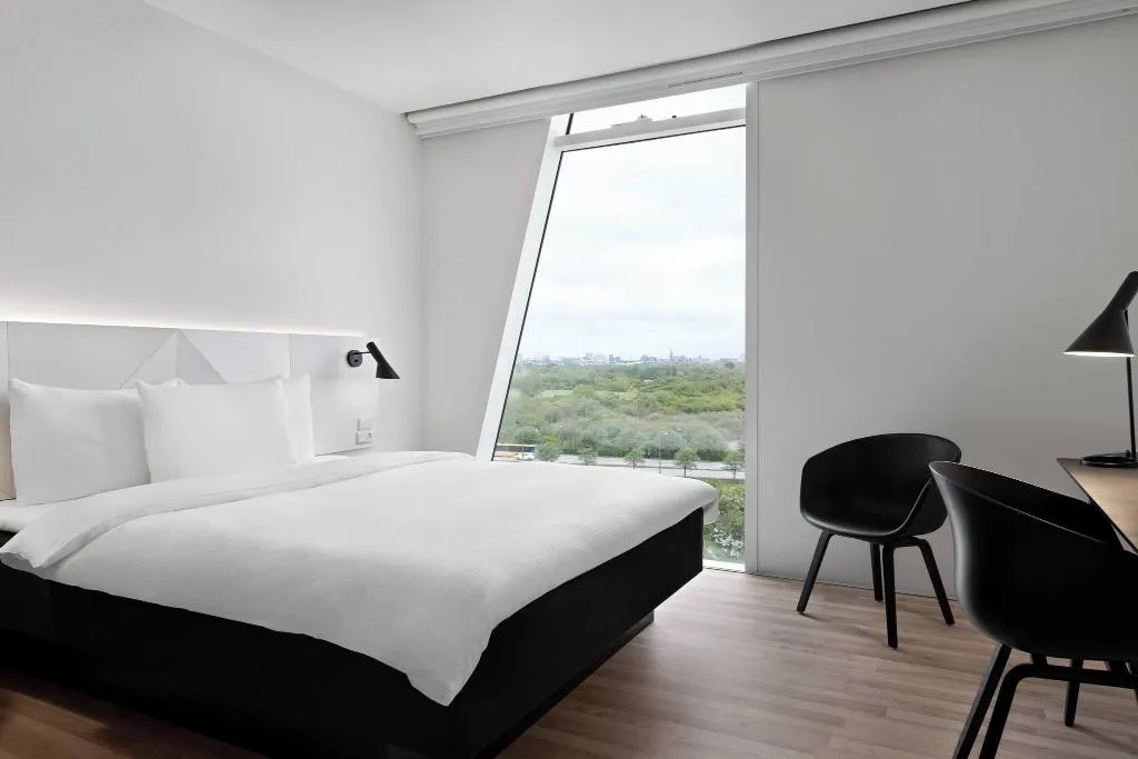 DOUBLE CITY VIEW QUEEN BED Room, AC Bella Sky Copenhagen, Copenhagen