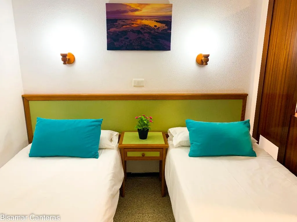 STUDIO GARDEN VIEW Room, Brisamar Canteras, Gran Canaria