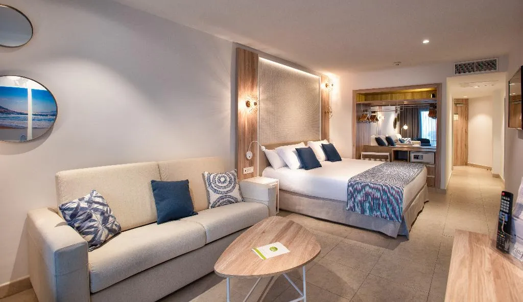 Double or Twin CAPACITY 3 Room, Guayarmina Princess, Tenerife