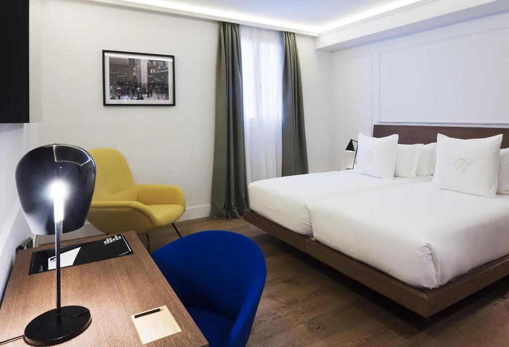 DOUBLE GRAND Room, One Shot Palacio Reina Victoria 04, Valencia