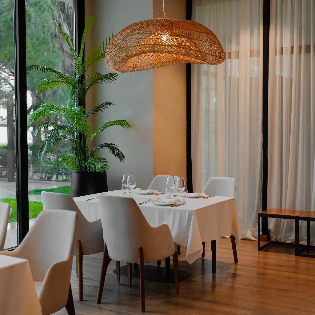 Restaurant, Supreme Hotel, Durres