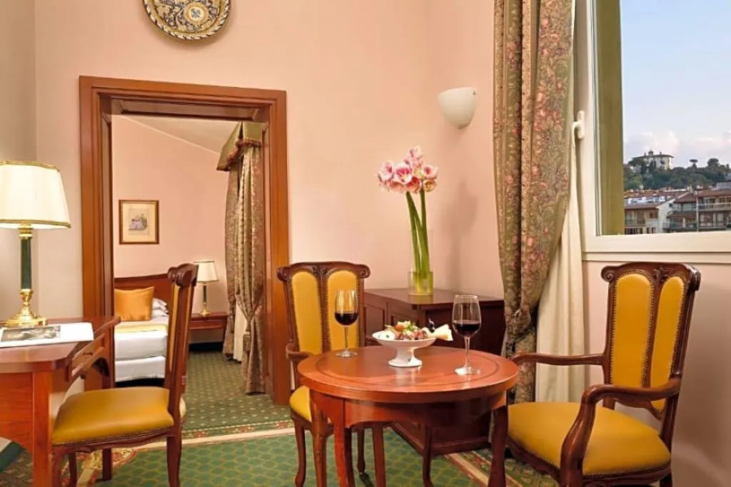 TRIPLE DELUXE RIVER VIEW Room, Berchielli, Florence