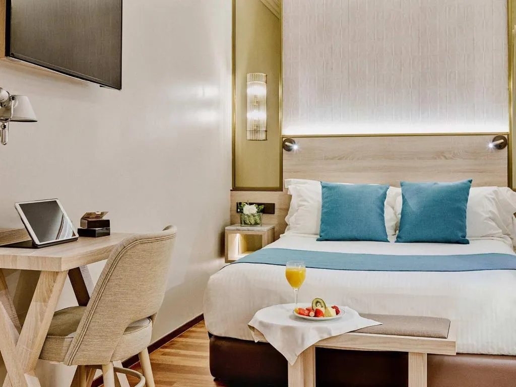 Room, Preciados, Madrid