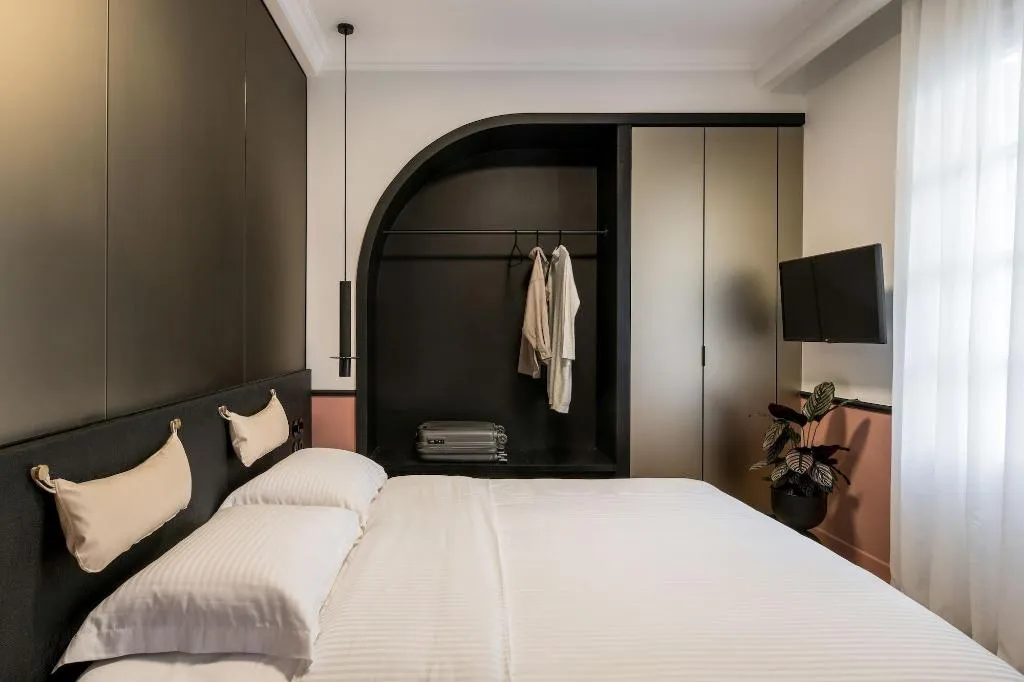 Room, 72 AD Suites, Halkidiki