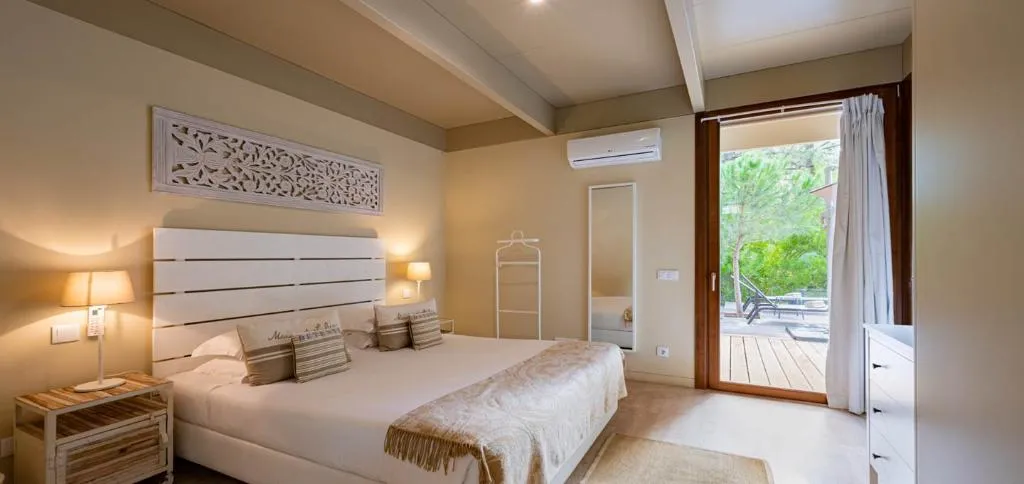 APARTMENT THREE BEDROOMS Room, Pestana Troia, Lisbon