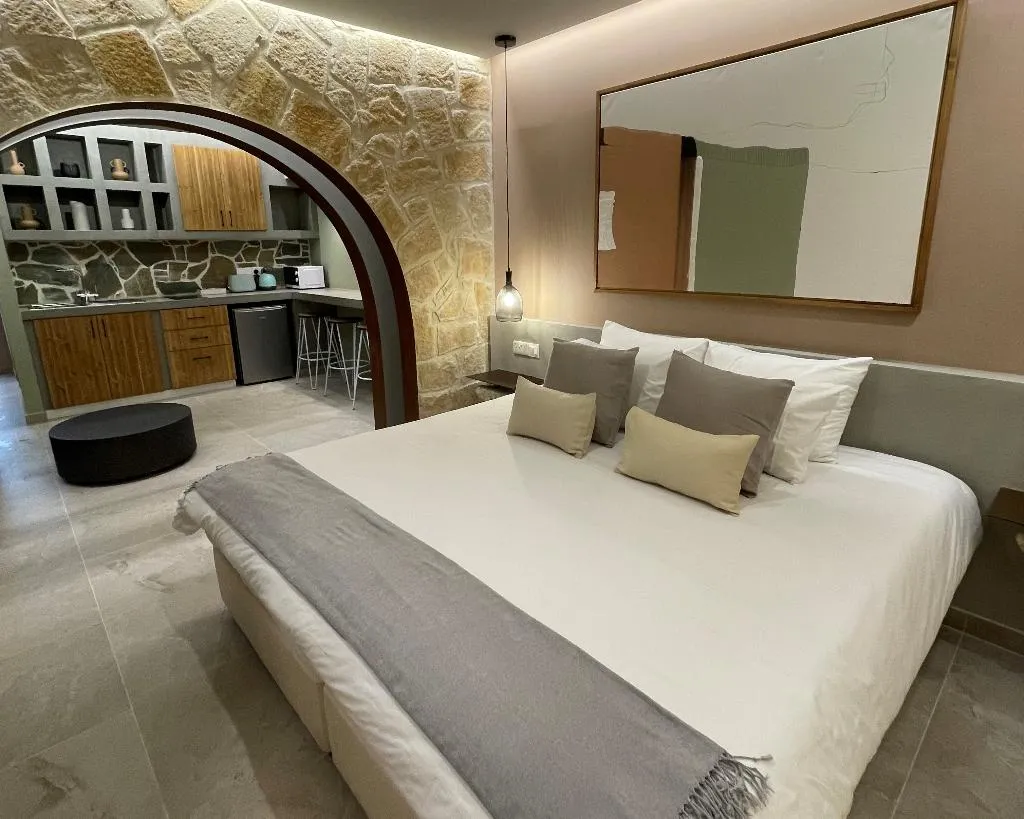 STUDIO DELUXE SEA VIEW Room, Vrachia Beach Hotel & Suites - Adults Only, Cyprus
