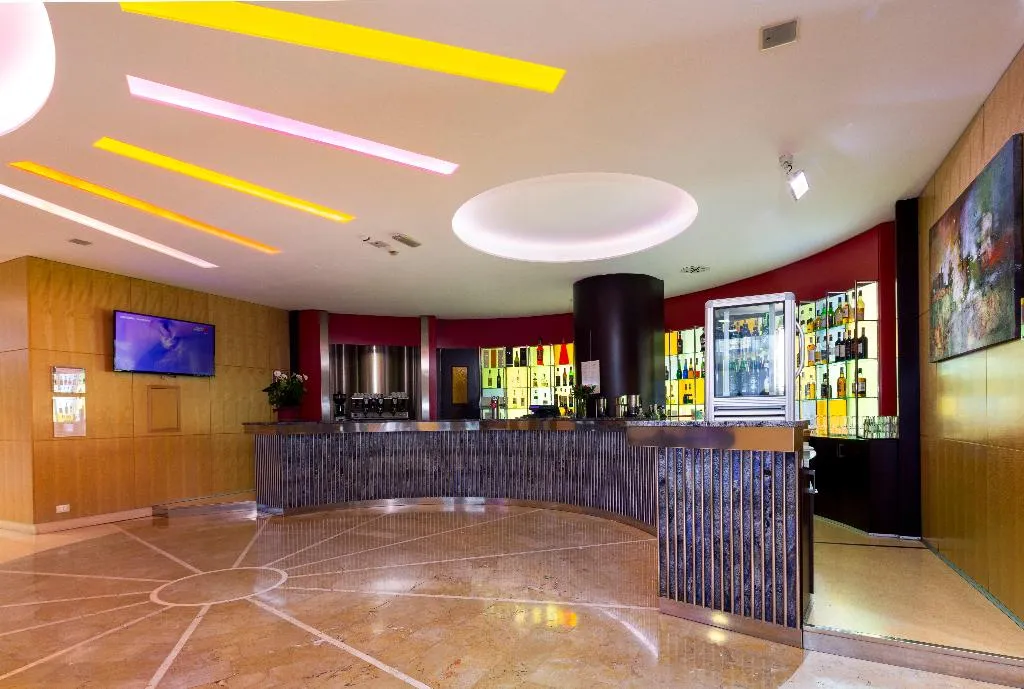 Bar, Crowne Plaza Padova, Venice