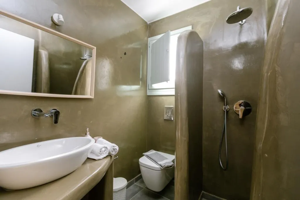 DOUBLE DELUXE WITH BALCONY Room, White Element, Santorini
