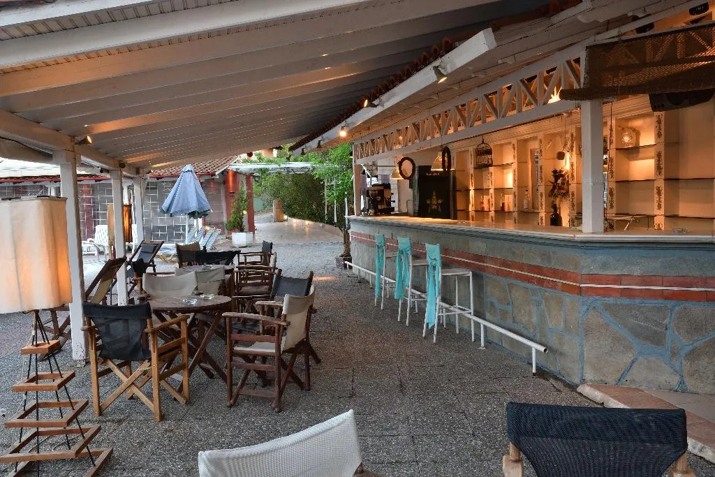 Bar, Four Seasons (SKG), Halkidiki