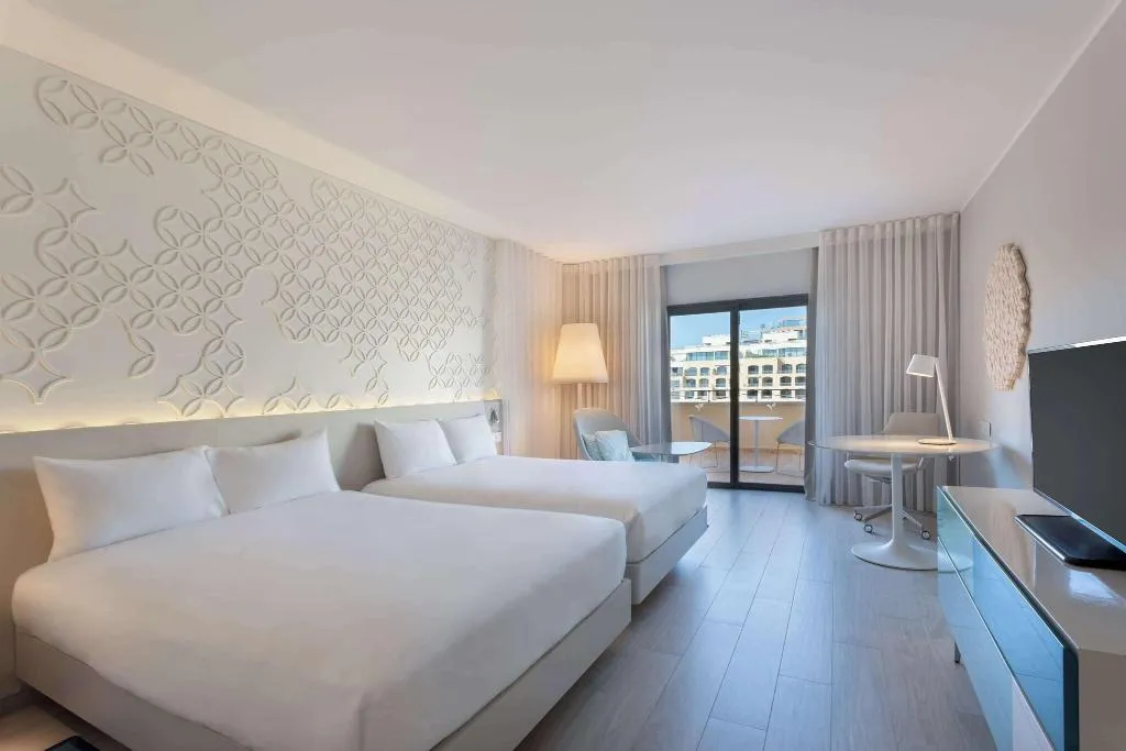 Room, Hilton Malta, Malta