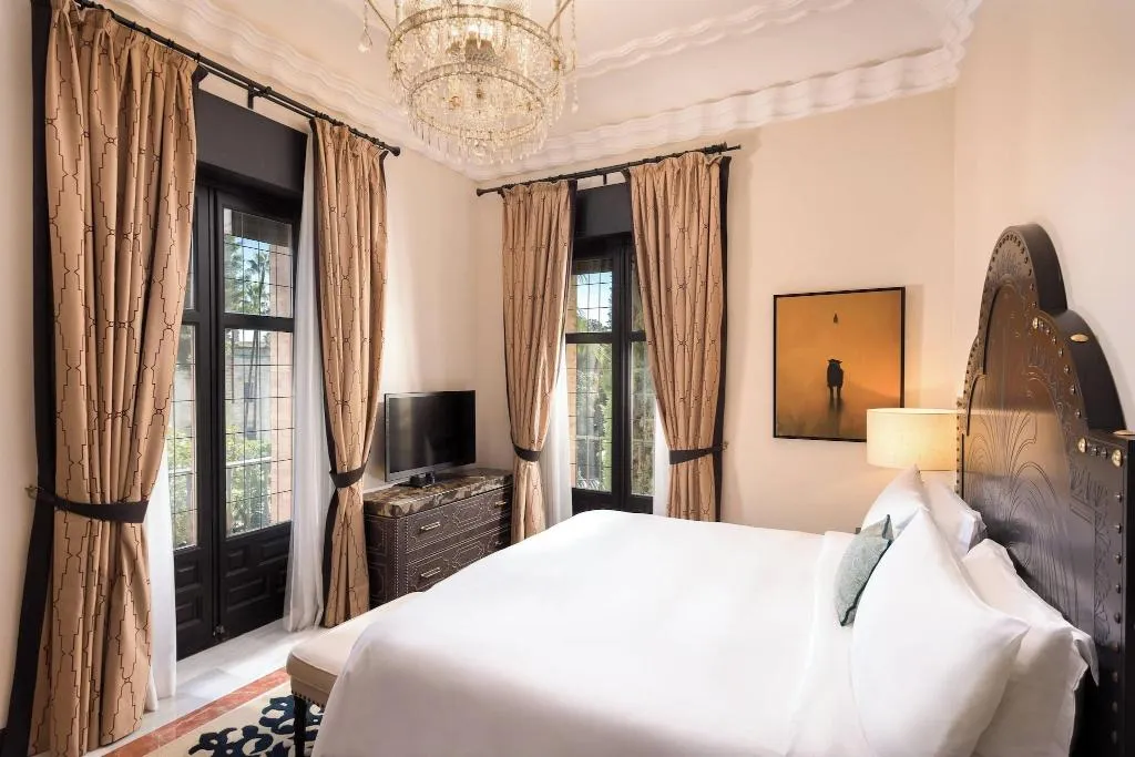 Room, Alfonso XIII, Seville