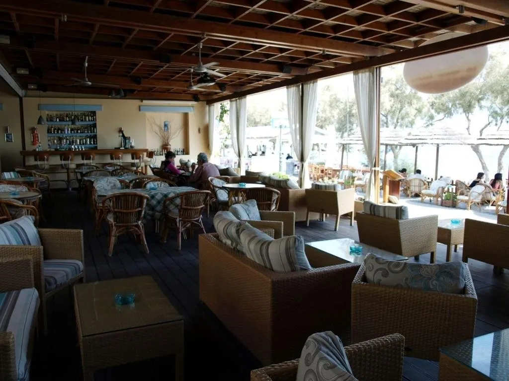 Lobby, Levante Beach, Santorini