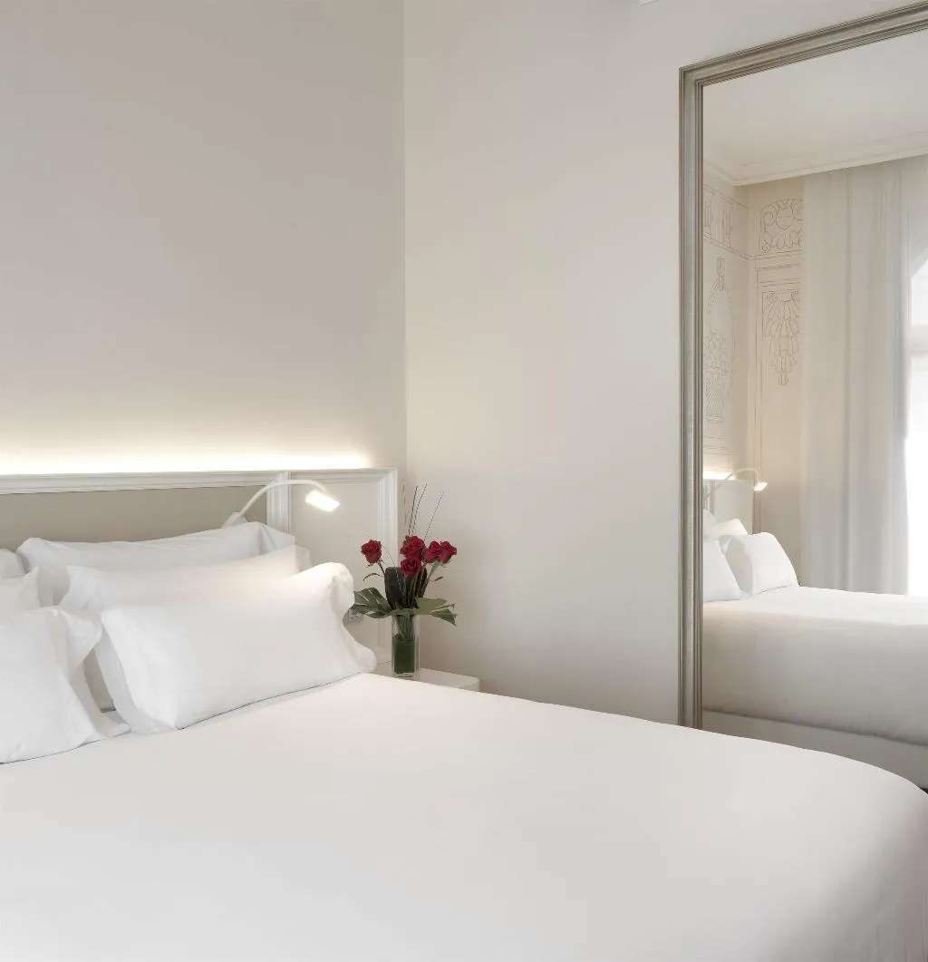 DOUBLE SUPERIOR Room, NH Collection Madrid Abascal, Madrid