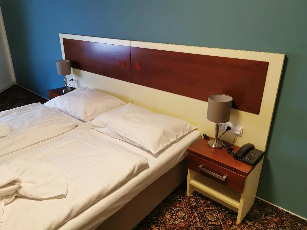 Double or Twin STANDARD Room, City Inn, Prague
