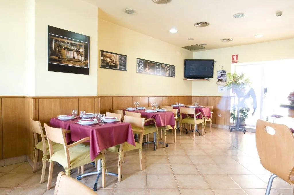 Restaurant, Hotel Ciutat De Sant Adria, Barcelona