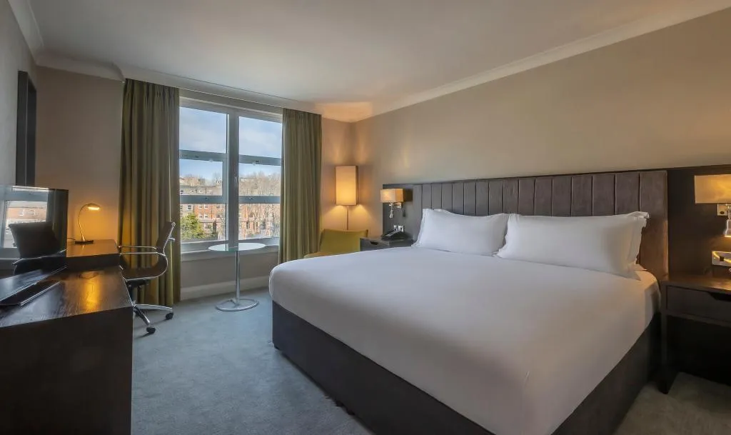 DOUBLE CANAL VIEW Room, Hilton Dublin Charlemont, Dublin